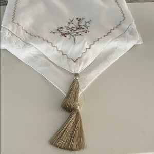 table runner holiday holly tassles 12” x 70”